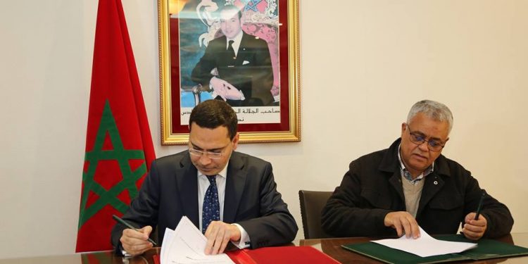 توقيع اتفاقية إطار بين الوزارة المنتدبة لدى رئيس الحكومة المكلفة بالعلاقات مع البرلمان والمجتمع المدني والمجموعة المغربية للتطوع